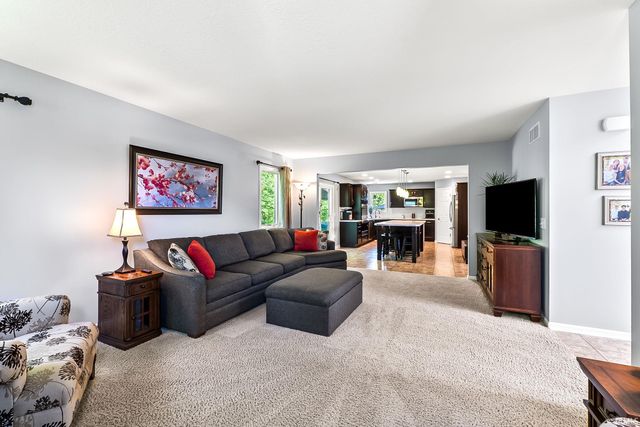 12048 Painted Peak Cove, Fort Wayne, IN 46845