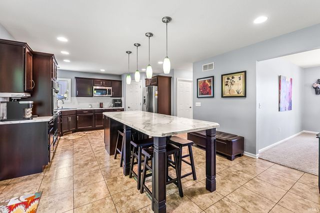 12048 Painted Peak Cove, Fort Wayne, IN 46845