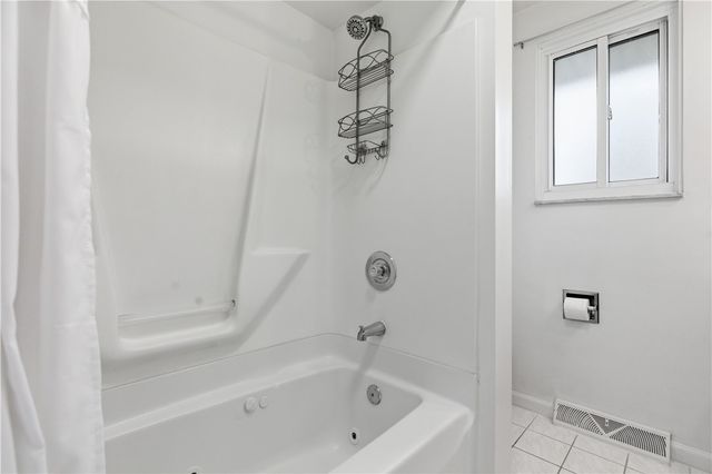 109 Peffer St, Harmony Boro, PA 16063