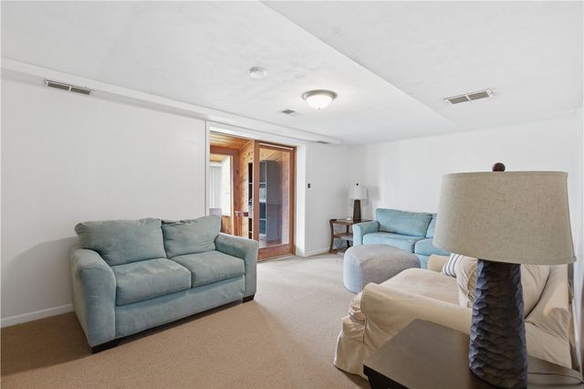 109 Peffer St, Harmony Boro, PA 16063