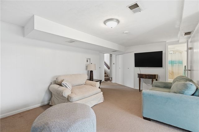 109 Peffer St, Harmony Boro, PA 16063