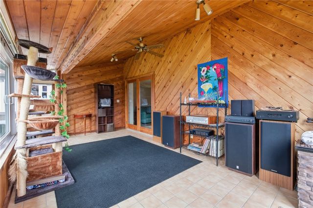 109 Peffer St, Harmony Boro, PA 16063