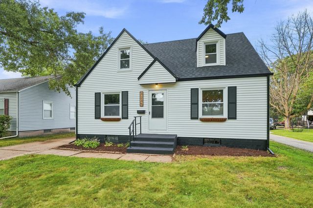 3235 24th Avenue, Rock Island, IL 61201