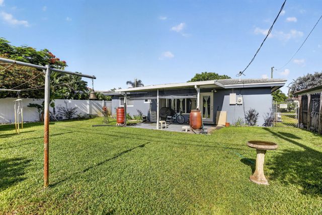 4760 NE 5th Avenue, Oakland Park, FL 33334