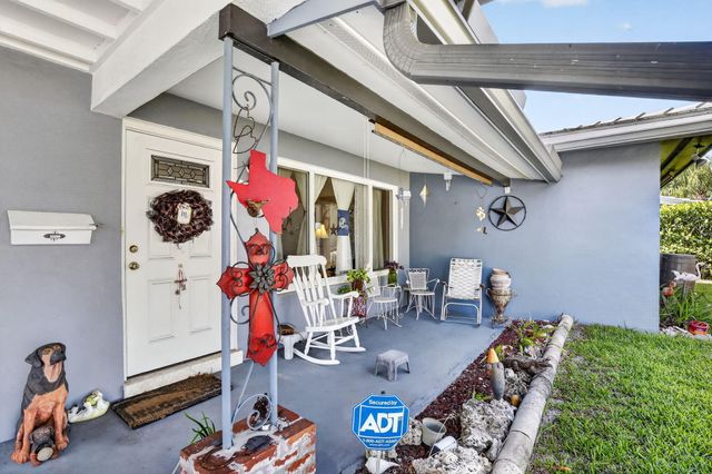 4760 NE 5th Avenue, Oakland Park, FL 33334