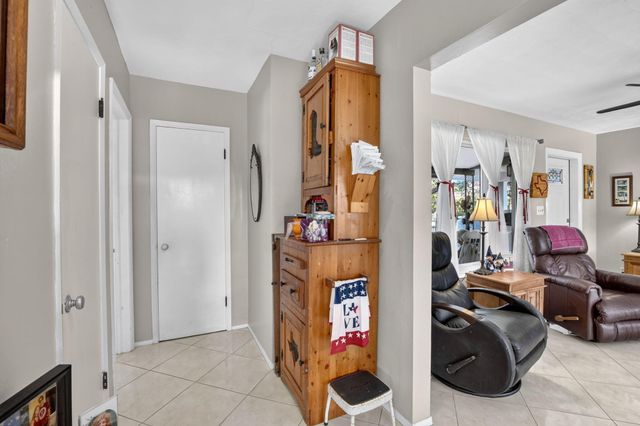 4760 NE 5th Avenue, Oakland Park, FL 33334