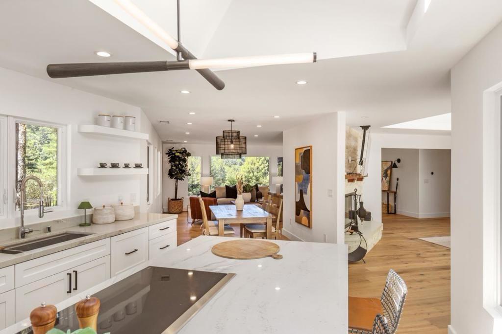 Image 15 of property listing at 855 Patrol Road, Woodside, CA 94062