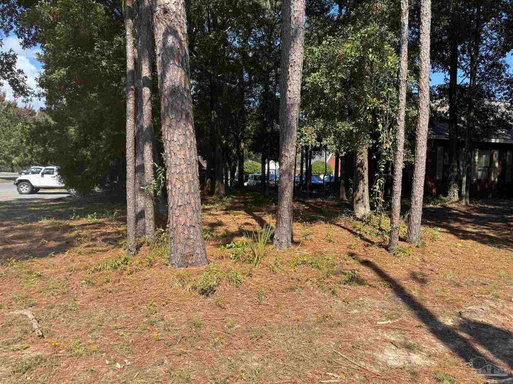 3298 Summit Blvd 1, Pensacola, FL 32503