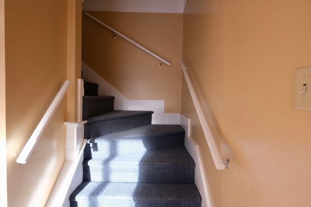 26 Cleveland St A, Dedham, MA 02026