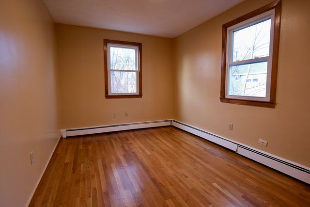 26 Cleveland St A, Dedham, MA 02026