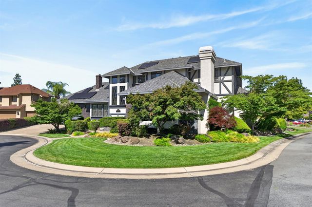 672 Cypress Run, Woodbridge, CA 95258