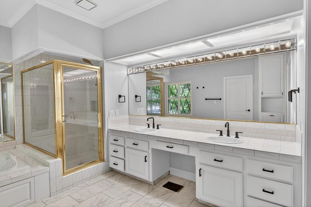 672 Cypress Run, Woodbridge, CA 95258