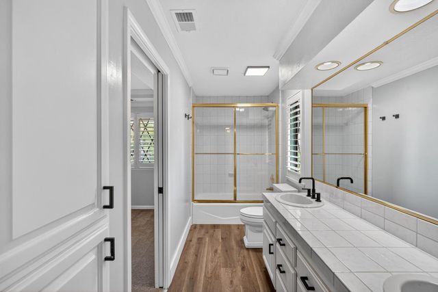 672 Cypress Run, Woodbridge, CA 95258