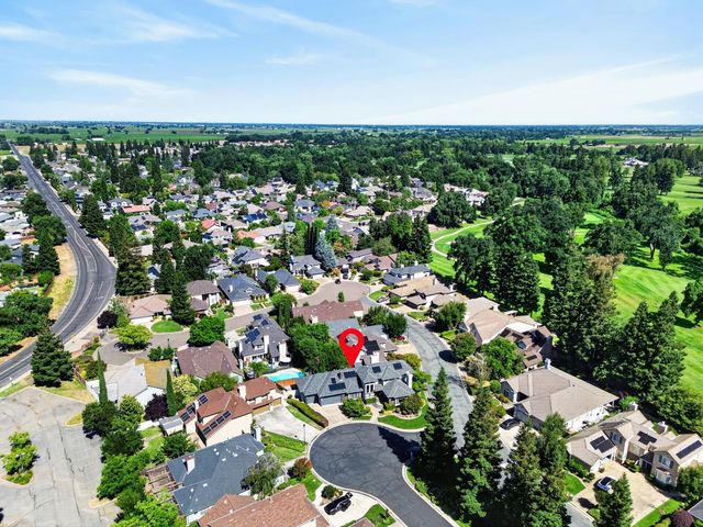 672 Cypress Run, Woodbridge, CA 95258