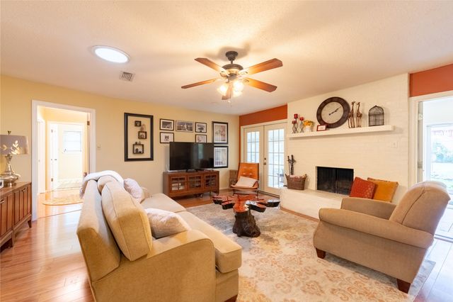 7804 Owen Drive, North Richland Hills, TX 76180