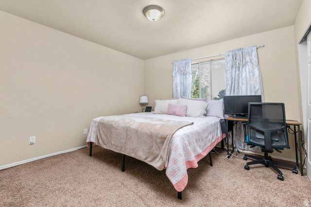 5762 W CHAMBRE DR, Salt Lake City, UT 84118