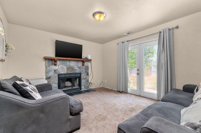 5762 W CHAMBRE DR, Salt Lake City, UT 84118