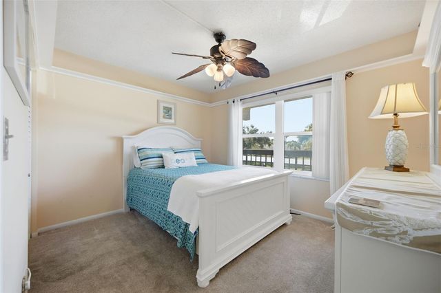 435 30TH AVENUE W D206, Bradenton, FL 34205