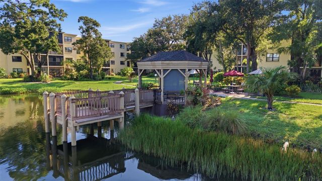 435 30TH AVENUE W D206, Bradenton, FL 34205