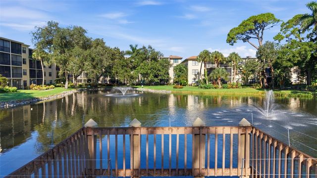 435 30TH AVENUE W D206, Bradenton, FL 34205