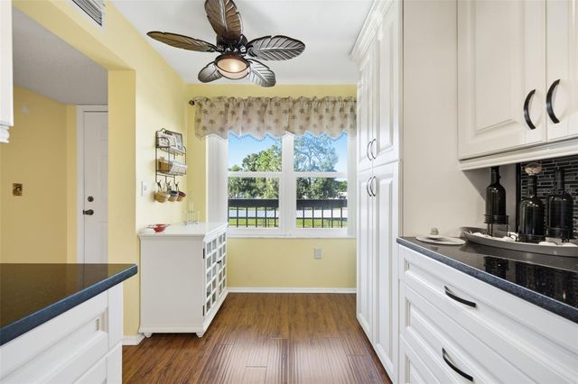 435 30TH AVENUE W D206, Bradenton, FL 34205