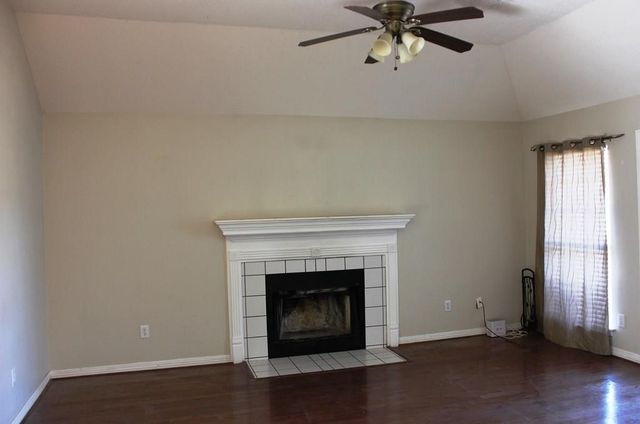 1303 S 5th Street, Midlothian, TX 76065