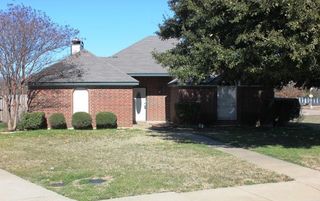 1303 S 5th Street, Midlothian, TX 76065
