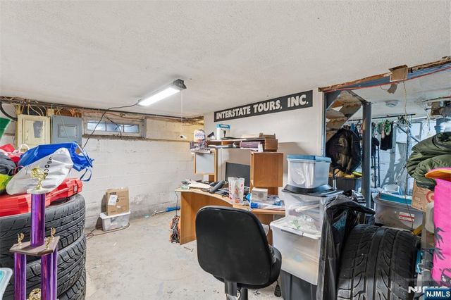 4 Salem Road, Paterson, NJ 07502