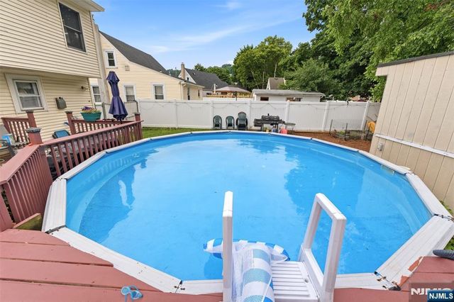4 Salem Road, Paterson, NJ 07502