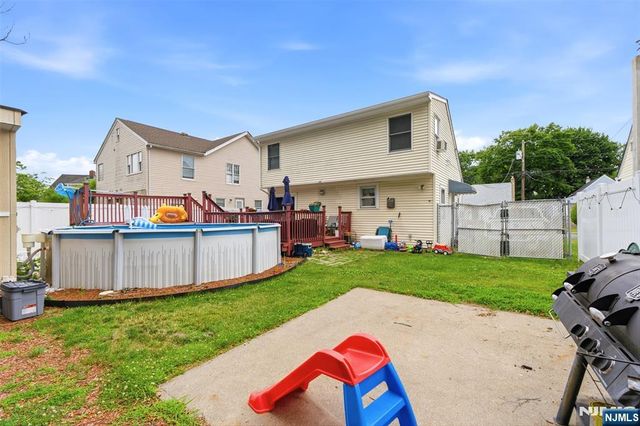 4 Salem Road, Paterson, NJ 07502
