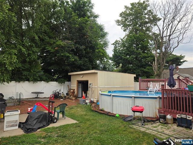4 Salem Road, Paterson, NJ 07502