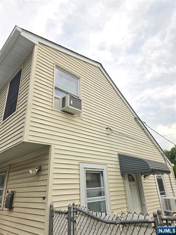 4 Salem Road, Paterson, NJ 07502