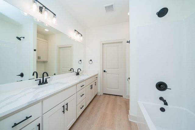 392 Alexander Street, Kilgore, TX 75662