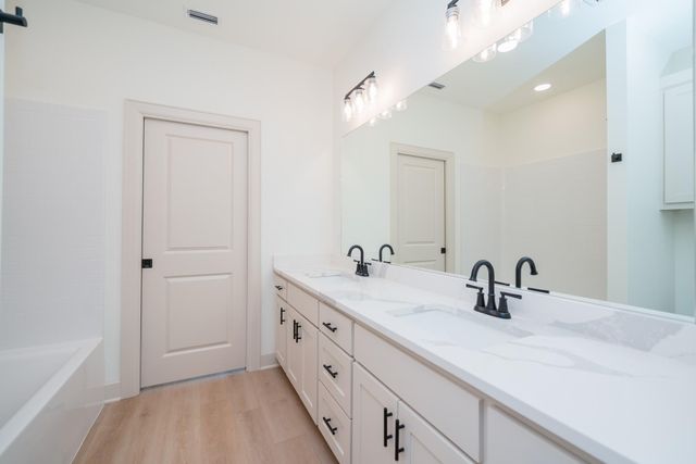 392 Alexander Street, Kilgore, TX 75662