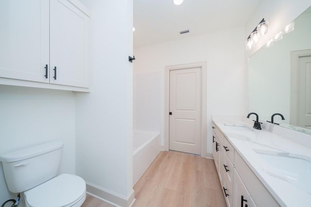 392 Alexander Street, Kilgore, TX 75662