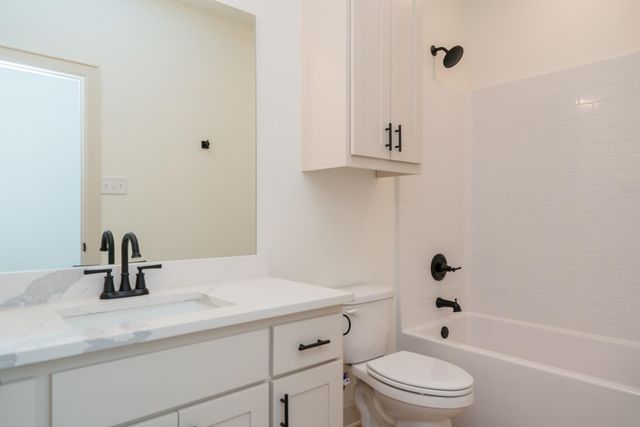 392 Alexander Street, Kilgore, TX 75662