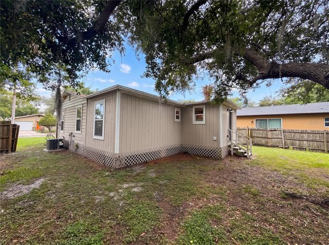 1506 W 16TH STREET, Sanford, FL 32771