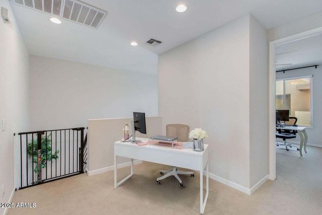 901 S SMITH Road 1063, Tempe, AZ 85281