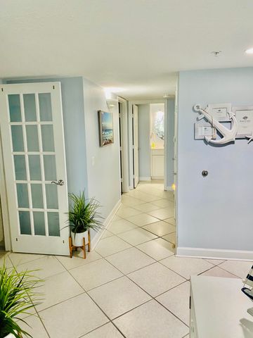 5049 N Highway A1a 402, Fort Pierce, FL 34949