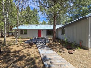 51814 Black Pine Way, La Pine, OR 97739
