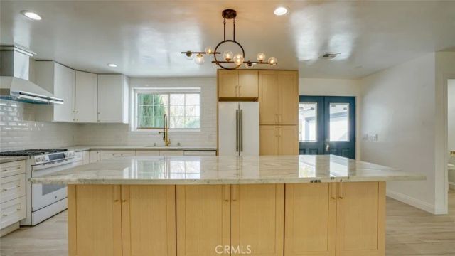 24306 Gilmore Street, West Hills, CA 91307