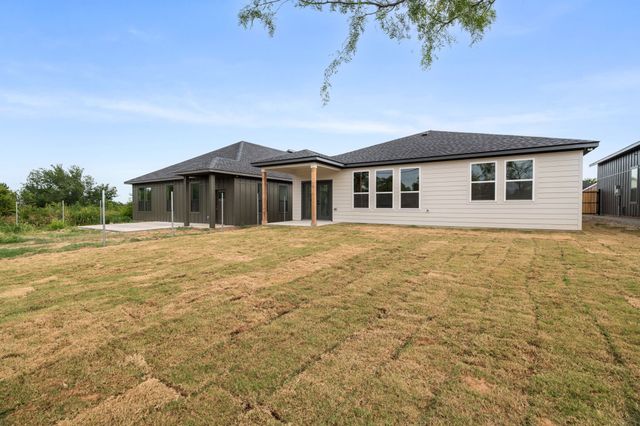 5220 Farnsworth Avenue, Fort Worth, TX 76107