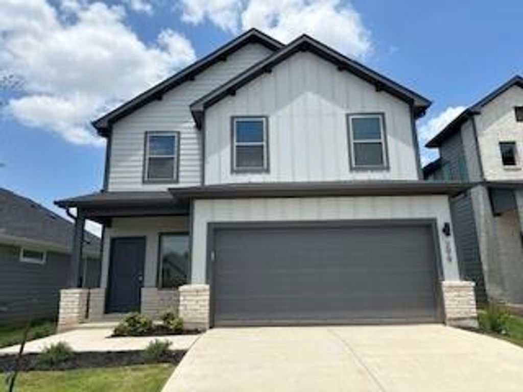299 Bendecido LOOP, Elgin, TX 78621