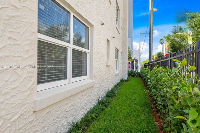 403 SW 12th Ave, Miami, FL 33130
