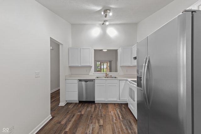 1943 Acorn Drive, Franklin, IN 46131