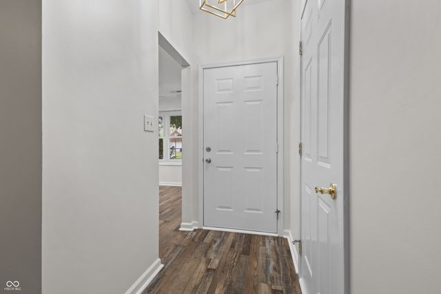 1943 Acorn Drive, Franklin, IN 46131