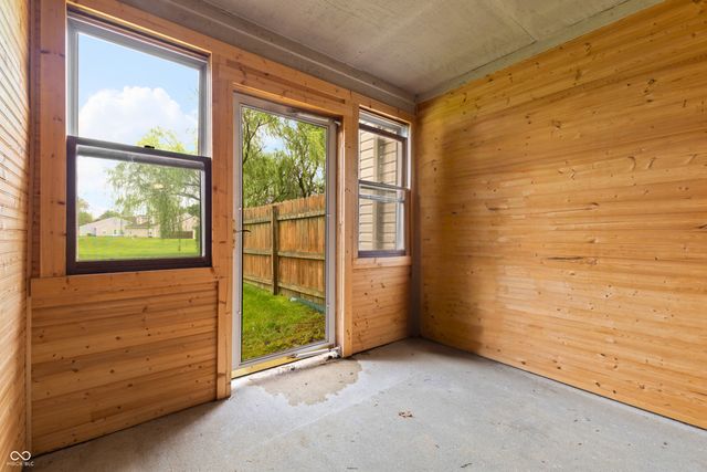 1943 Acorn Drive, Franklin, IN 46131
