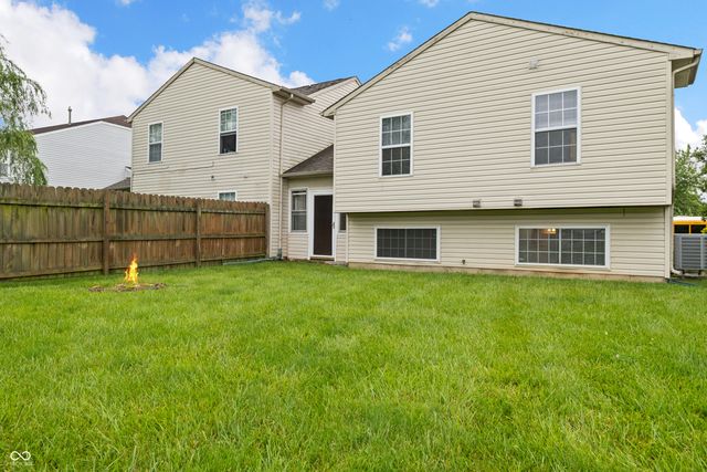 1943 Acorn Drive, Franklin, IN 46131