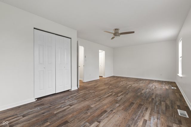 1943 Acorn Drive, Franklin, IN 46131