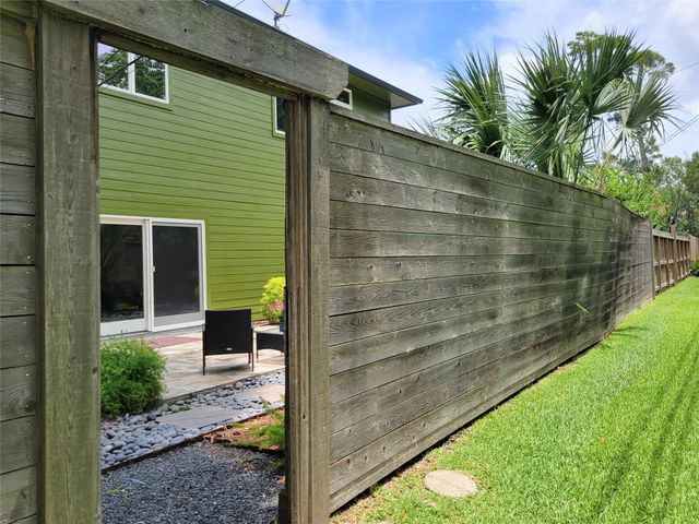 5111 Linden Street, Bellaire, TX 77401
